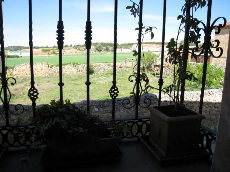 Casa Rural Patino Guest House Quintanas de Gormaz Luaran gambar